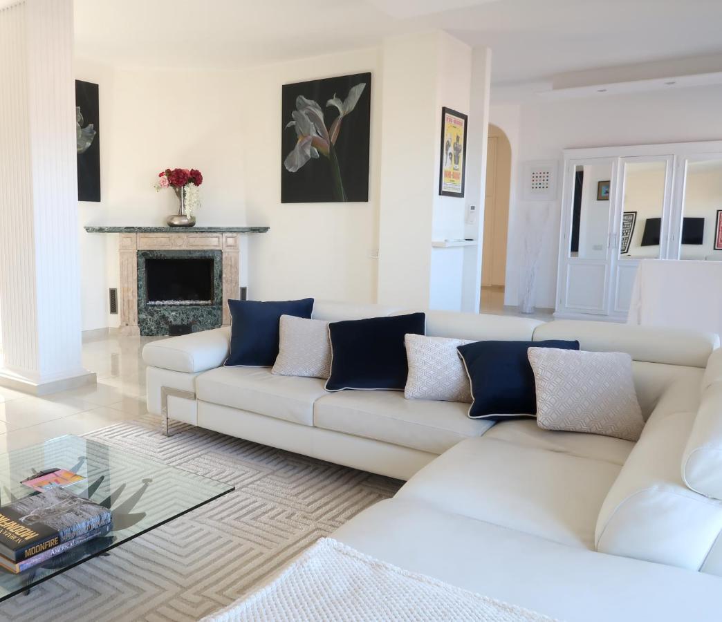 Lux 180Sqm Flat - Entire Last Floor Милано Екстериор снимка
